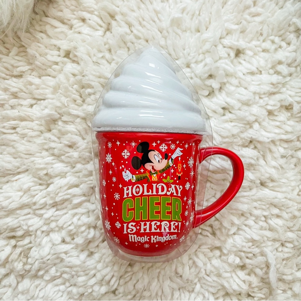 Disney World Mickeys Very Merry Christmas Party 2018 mug BNWT magic Kingdom